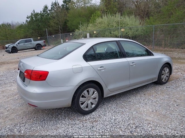 Продажа на аукционе авто 2012 Volkswagen Jetta 2.0l S, vin: 3VW2K7AJ4CM398637, номер лота: 44647286