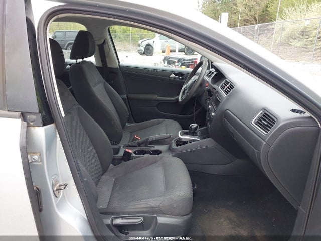 Продажа на аукционе авто 2012 Volkswagen Jetta 2.0l S, vin: 3VW2K7AJ4CM398637, номер лота: 44647286