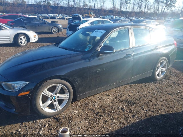 2013 Bmw 328i Xdrive მანქანა იყიდება აუქციონზე, vin: WBA3B5G51DNS01594, აუქციონის ნომერი: 44647287