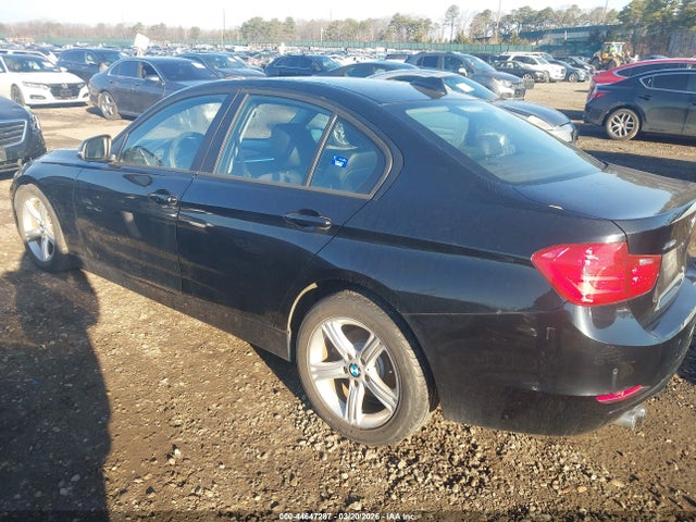 2013 Bmw 328i Xdrive მანქანა იყიდება აუქციონზე, vin: WBA3B5G51DNS01594, აუქციონის ნომერი: 44647287