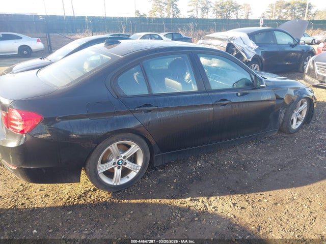 2013 Bmw 328i Xdrive მანქანა იყიდება აუქციონზე, vin: WBA3B5G51DNS01594, აუქციონის ნომერი: 44647287