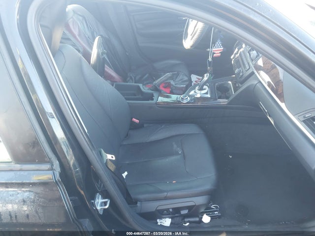 2013 Bmw 328i Xdrive მანქანა იყიდება აუქციონზე, vin: WBA3B5G51DNS01594, აუქციონის ნომერი: 44647287