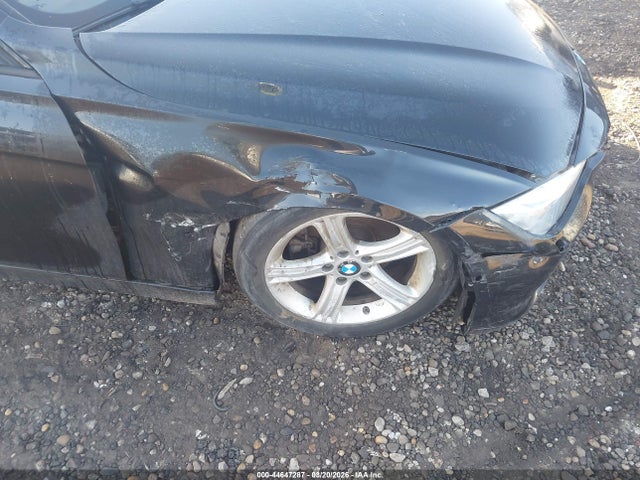2013 Bmw 328i Xdrive მანქანა იყიდება აუქციონზე, vin: WBA3B5G51DNS01594, აუქციონის ნომერი: 44647287