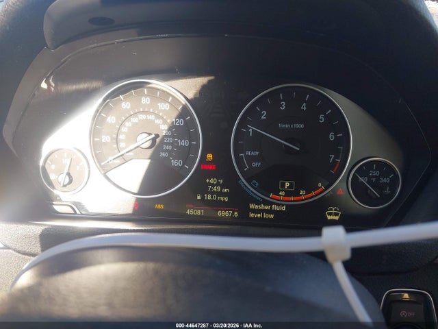 2013 Bmw 328i Xdrive მანქანა იყიდება აუქციონზე, vin: WBA3B5G51DNS01594, აუქციონის ნომერი: 44647287