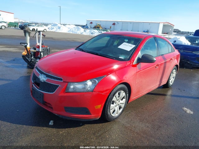 1G1PA5SH5E7138801 Chevrolet Cruze Ls Auto