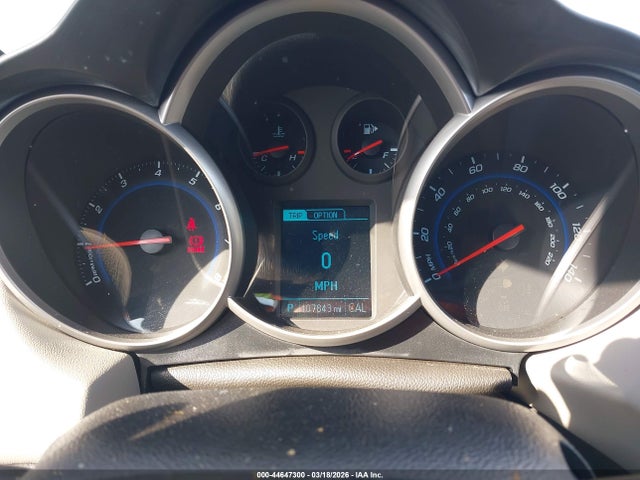 1G1PA5SH5E7138801 Chevrolet Cruze Ls Auto