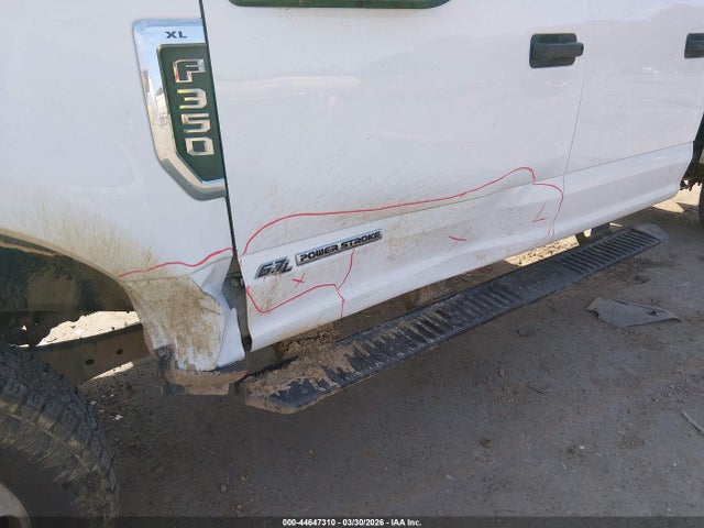 Продаж на аукціоні авто 2022 Ford F-350 Chassis Xl, vin: 1FD8W3HT3NEC56513, номер лоту: 44647310