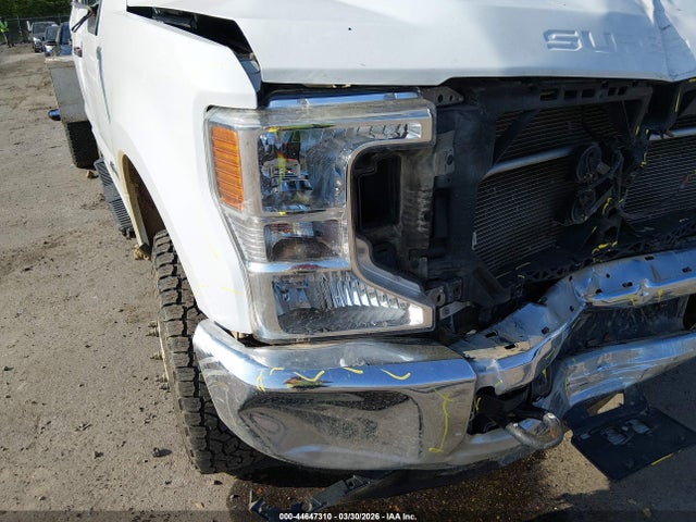 Продаж на аукціоні авто 2022 Ford F-350 Chassis Xl, vin: 1FD8W3HT3NEC56513, номер лоту: 44647310