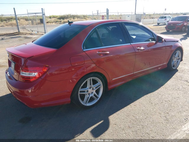 2014 MERCEDES-BENZ C 250 WDDGF4HBXER309090 Photo 3