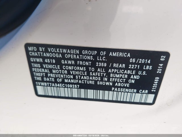 1VWBT7A34EC109257 Volkswagen Passat 1.8t Se