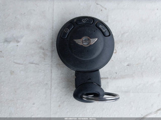 2008 MINI COOPER S WMWMF73568TV38743 Photo 10