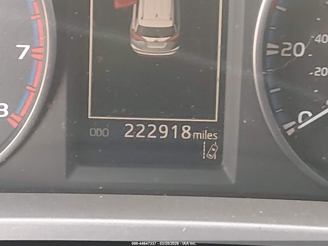 Toyota Rav4 Xle 2017 JTMWFREV5HJ715864 Image 7