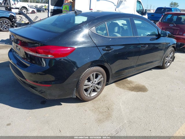5NPD84LF2JH333399 Hyundai ELANTRA SEL