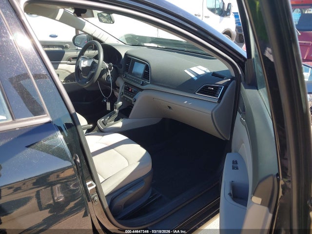 5NPD84LF2JH333399 Hyundai ELANTRA SEL