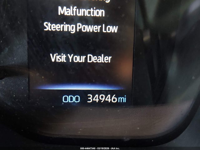 5YFVPMAE5NP299615 Toyota COROLLA LE
