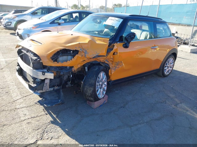 2015 MINI HARDTOP WMWXP7C58F2A33934 Photo 1