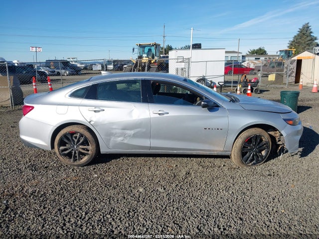 1G1ZD5STXJF137387 Chevrolet MALIBU LT