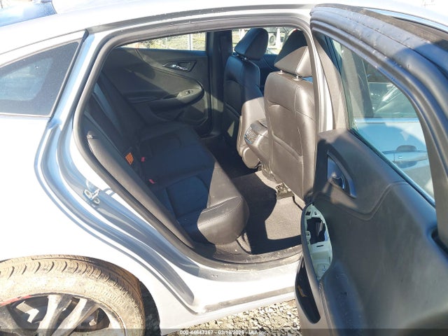 1G1ZD5STXJF137387 Chevrolet MALIBU LT