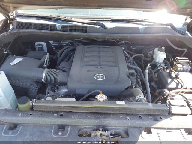 5TFAY5F1XKX863117 Toyota Tundra Platinum 5.7l V8