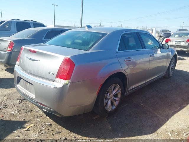 2015 Chrysler 300 Limited მანქანა იყიდება აუქციონზე, vin: 2C3CCAAG6FH873203, აუქციონის ნომერი: 44647419