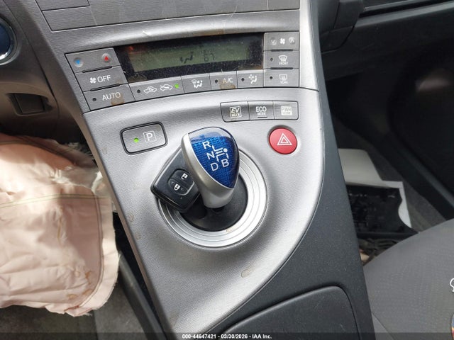Toyota Prius Two 2014 JTDKN3DU2E1737839 Image 11