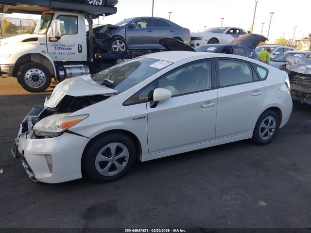 Toyota Prius Two 2014 JTDKN3DU2E1737839 Image 15