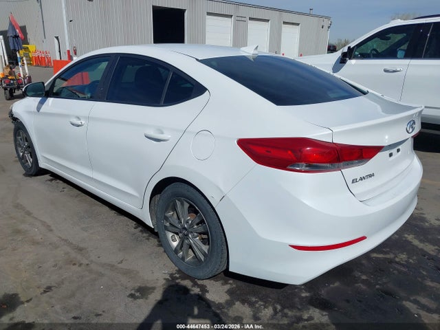 5NPD84LF1JH253205 Hyundai ELANTRA SEL