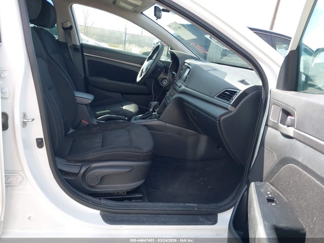 5NPD84LF1JH253205 Hyundai ELANTRA SEL