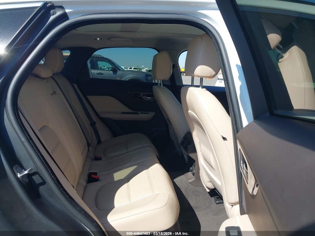 Jaguar F-pace 35t Prestige 2018 SADCK2EV8JA252781 Image 8