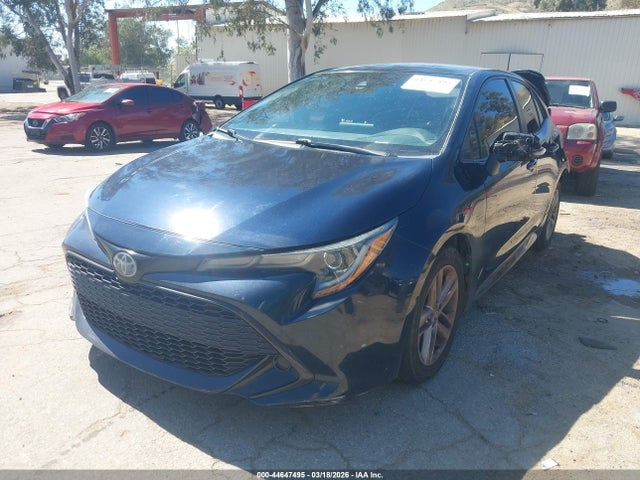 Toyota COROLLA SE 2019 JTNK4RBE1K3047495 Image 2