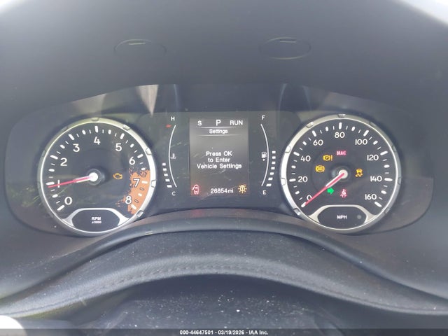 ZACCJABB3JPJ46979 Jeep Renegade Altitude Fwd