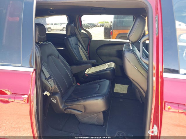 Продаж на аукціоні авто 2025 Chrysler Pacifica Select, vin: 2C4RC1BG6SR600447, номер лоту: 44647506