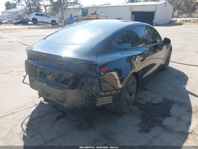 2021 Tesla Model 3 Standard Range Plus Rear-wheel Drive მანქანა იყიდება აუქციონზე, vin: 5YJ3E1EA9MF992426, აუქციონის ნომერი: 44647512