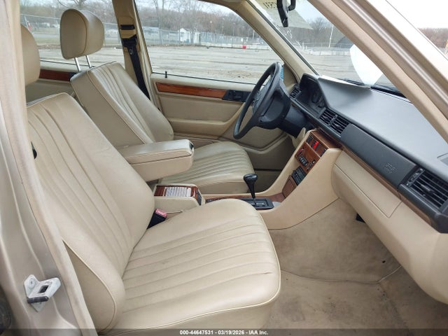 1993 MERCEDES-BENZ 300 WDBEA28E9PB924349 Photo 4