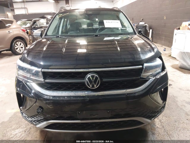 44647550 :رقم المزاد ، 3VVMX7B25NM010176 vin ، 2022 Volkswagen Taos 1.5t S مزاد بيع