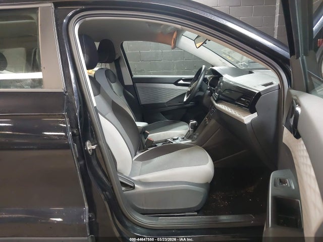 44647550 :رقم المزاد ، 3VVMX7B25NM010176 vin ، 2022 Volkswagen Taos 1.5t S مزاد بيع