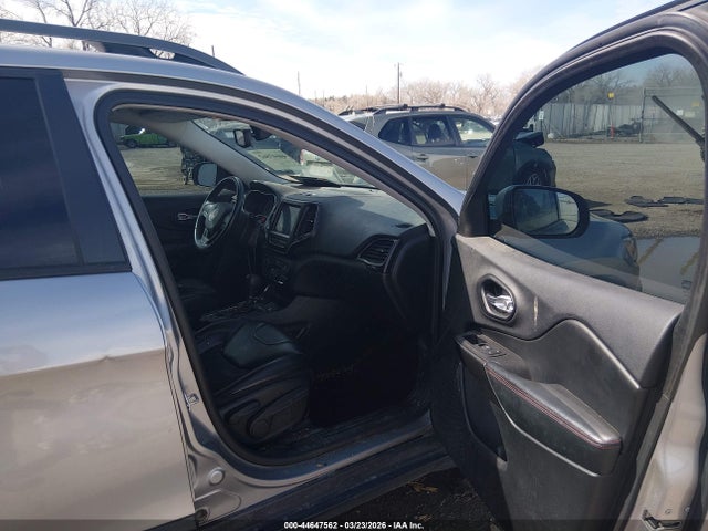 Продажа на аукционе авто 2019 Jeep Cherokee Trailhawk 4x4, vin: 1C4PJMBX4KD313707, номер лота: 44647562
