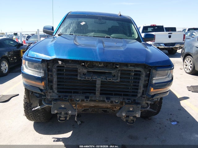 Продаж на аукціоні авто 2018 Chevrolet Silverado 1500 2lt, vin: 3GCUKREC2JG262764, номер лоту: 44647574