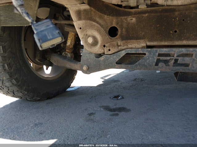 Продаж на аукціоні авто 2018 Chevrolet Silverado 1500 2lt, vin: 3GCUKREC2JG262764, номер лоту: 44647574