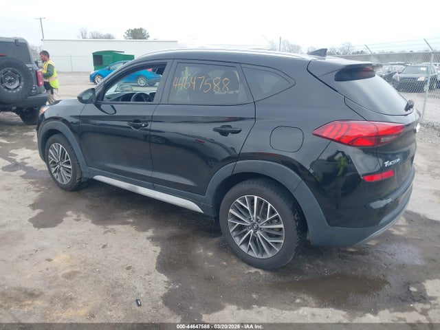 KM8J3CAL2MU283078 Hyundai TUCSON SEL