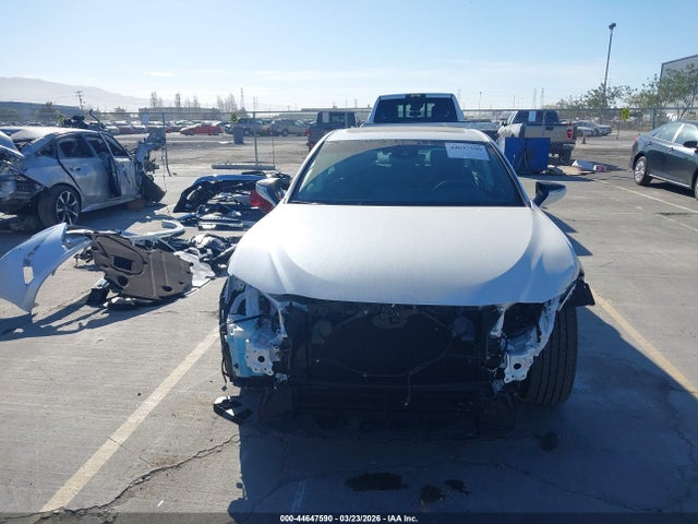44647590 :رقم المزاد ، 58ADA1C11RU052644 vin ، 2024 Lexus Es 300h مزاد بيع