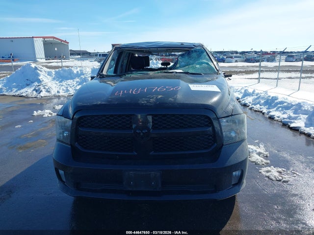 Продажа на аукционе авто 2017 Ram 1500 Express  4x4 5'7 Box, vin: 3C6RR7KT7HG574185, номер лота: 44647650