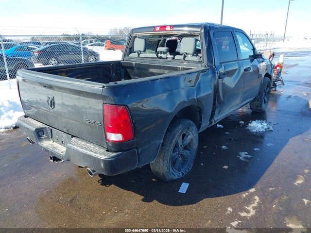 Продажа на аукционе авто 2017 Ram 1500 Express  4x4 5'7 Box, vin: 3C6RR7KT7HG574185, номер лота: 44647650