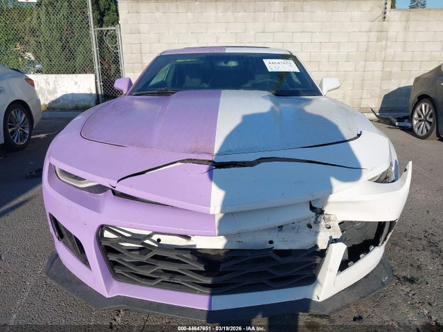 Продажа на аукционе авто 2015 Chevrolet Camaro 2ls, vin: 2G1FB1E3XF9289098, номер лота: 44647651