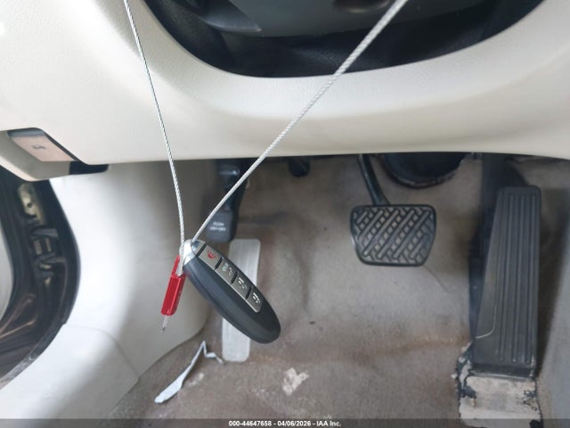 44647658 :رقم المزاد ، JN1BV7AP2FM338129 vin ، 2015 Infiniti Q50 مزاد بيع