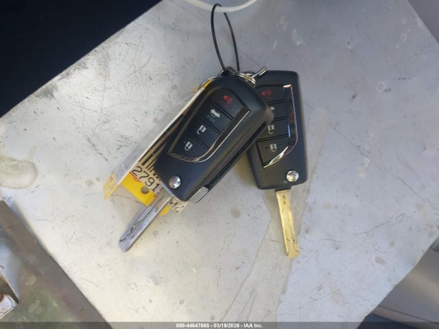 4T1B11HKXJU085453 Toyota CAMRY SE