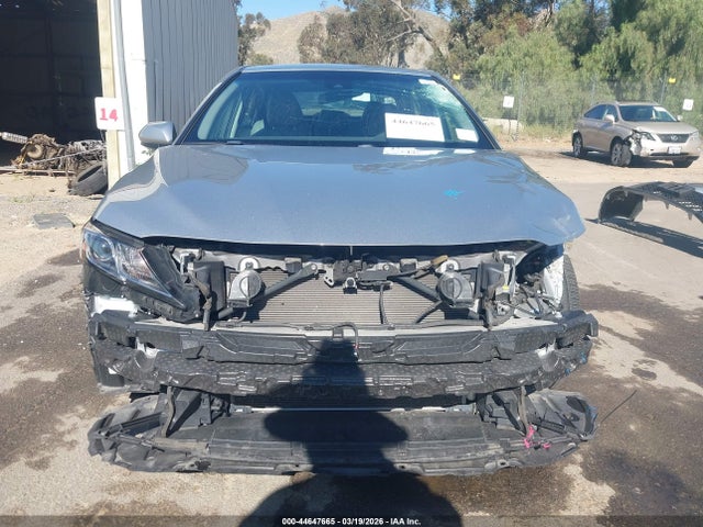 4T1B11HKXJU085453 Toyota CAMRY SE