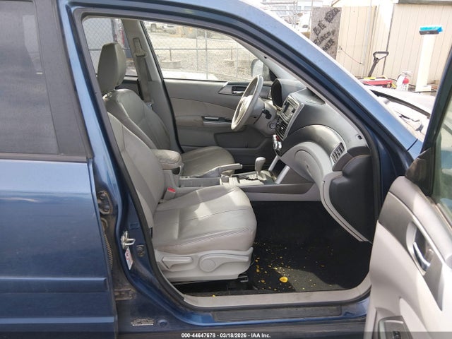 2013 SUBARU FORESTER JF2SHAEC2DH417607 Photo 4