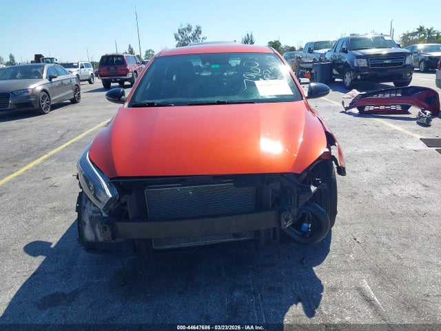44647686 :رقم المزاد ، 3KPF54AD8NE437960 vin ، 2022 Kia Forte Gt-line مزاد بيع