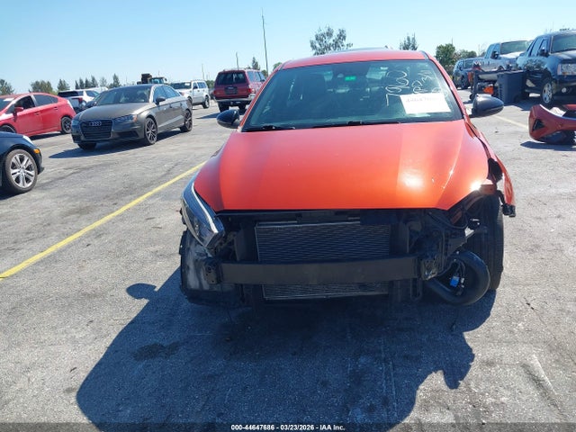44647686 :رقم المزاد ، 3KPF54AD8NE437960 vin ، 2022 Kia Forte Gt-line مزاد بيع